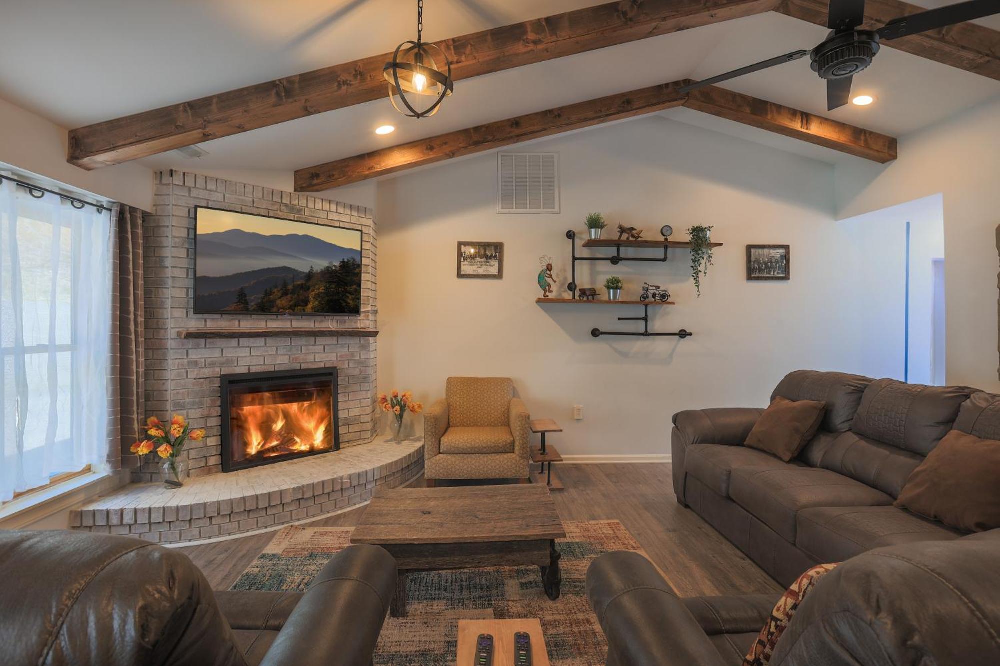 Relaxing 3Br Cottage 1 Mile To Main St Attractions Views Gatlinburg Exterior photo